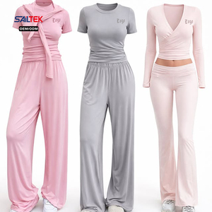 Completo da Donna Due Pezzi: Top Corto <span class=keywords><strong>Sexy</strong></span> con Scollo a V e Maniche Lunghe Avvolgenti e Pantaloni a Zampa a Vita Alta - Abbigliamento Loungewear Personalizzato - Product Image 3
