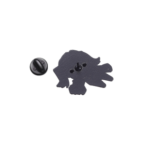 Chica de dibujos animados juego de rol esmalte Pin juego creativo personaje Metal broche solapa mochila ropa insignia - Product Image 5
