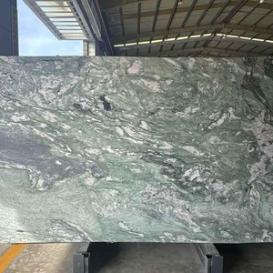 Dalles de marbre naturel émeraude antique vertes de luxe pour revêtement mural, idéales pour les intérieurs d'hôtels et de villas - Product Image 1