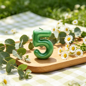 Candela a Forma di Numero 5 Verde per Feste, Design a Cuore, 6 Cm, Candele per Compleanno - Product Image 5