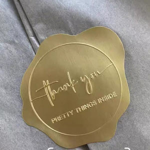 Autocollants d'étiquette dorée <span class=keywords><strong>de</strong></span> transfert <span class=keywords><strong>de</strong></span> vinyle imperméables pour l'emballage <span class=keywords><strong>de</strong></span> produits - Product Image 4