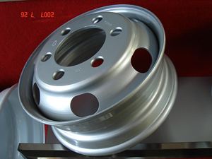 <span class=keywords><strong>Jante</strong></span> de roue en acier pour camion lourd 17.5x6.00 taille <span class=keywords><strong>6</strong></span> <span class=keywords><strong>trous</strong></span> 17.5 pouces roue Tubeless pour pneu 8R17.5 nouvel état finition argent chromé - Product Image 2