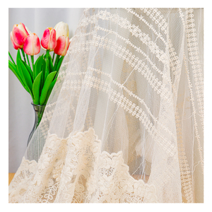 यूरोपीय शैली की ब्राइडल फीता कपड़े 5 गज की हाथीरी फीता कपड़े, महिलाओं के लिए कढ़ाई फीता कपड़े - Product Image 3