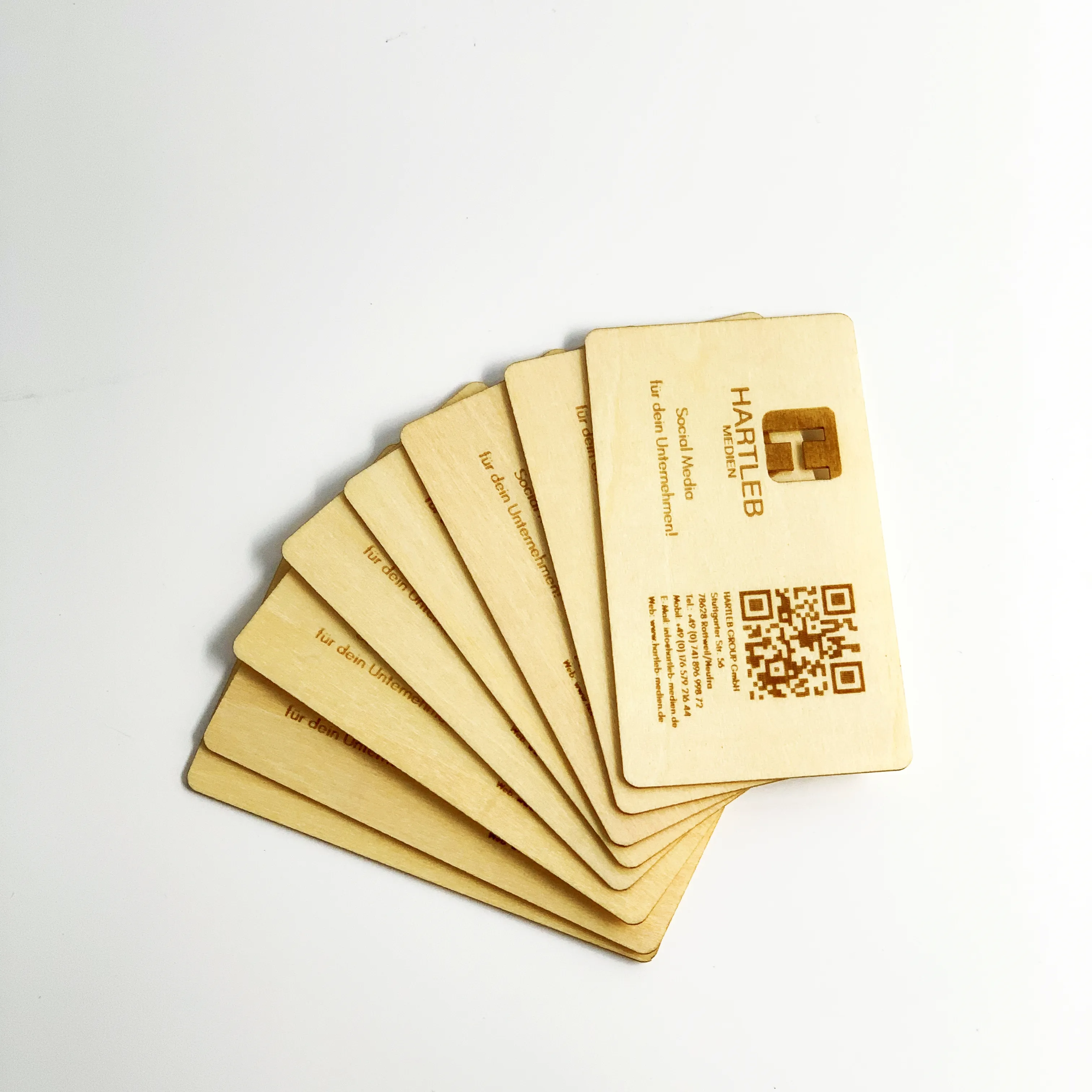 Carte personnalisée en bois Rfid d'accès aux hôtels Carte de visite de communication d'entreprise Carte en bois intelligente et écologique