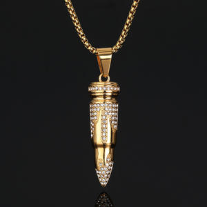 Hip Hop Bullet Punk 18K chapado en oro Zirconia cúbica impermeable no deslustre Acero inoxidable joyería de moda colgante para hombre - Product Image 2