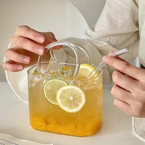 Gobelet créatif en verre transparent avec couvercle et paille pour boissons à emporter - Product Image 6