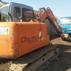 Excavadora Usada Hitachi EX60, Hitachi Shanghai, Hitachi160 Usado de 6 Toneladas, Excavadoras de Orugas Japonesas Rojas con Motores 6000 Ltd. - Product Image 2