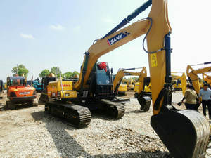 Conception originale Pelles sur chenilles d'occasion Sany Sy135c Pro haute performance Pelles moyennes 13t Pelles excavatrices godets Sy135c en vente - Product Image 2