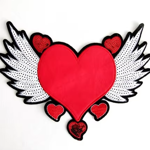 Hot bán sequin cánh vá quần áo các bản vá lỗ<span class=keywords><strong>i</strong></span> tùy chỉnh sắt cánh trá<span class=keywords><strong>i</strong></span> tim màu đỏ vá cho trang phục chỉnh trang chấp nhận tùy chỉnh thiết kế - Product Image 2