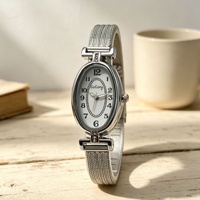 Montre à quartz pour femme de luxe, nouvelle, de forme ovale, bracelet en acrylique, cadran en nacre, chiffres arabes, écologique, 30 mm, vintage