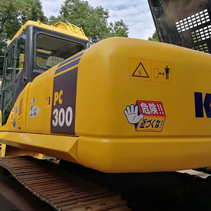 Excavatrice sur chenilles Komatsu PC300-8 d'occasion, puissance 197 kW, composants essentiels et moteur d'origine - Product Image 2