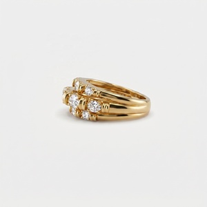 Ensemble de trois bagues empilables personnalisées d'inspiration vintage avec diamant de laboratoire ovale / moissanite en or 9K, 14K, 18K et platine - Product Image 3