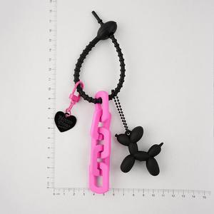 Porte-clés en forme de serre-câble pour filles, porte-clés mignon chiot et cœur, pendentif de sac, pendentif rouge rose, porte-clés au design original - Product Image 2