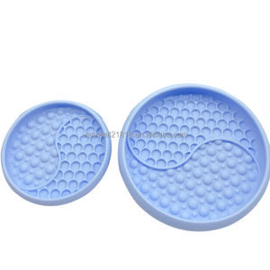 2026 tendance produit 15cm petit nid d'abeille Ufo lécher tapis personnalisé Silicone bol chien mangeoire lente - Product Image 5