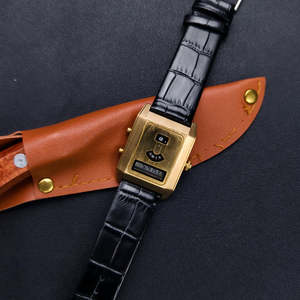Nouvelle <span class=keywords><strong>montre</strong></span> carrée rétro à quartz 2026, esthétique vintage années <span class=keywords><strong>70</strong></span>, mouvement japonais à quartz, bracelet en alliage et cuir de vachette, étanche 30M - Product Image 4