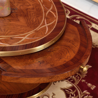 Table basse ovale classique en acajou Élégance intemporelle pour des espaces sophistiqués