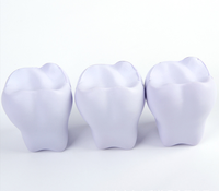 Balle anti-stress souple en mousse PU blanche en forme de dents, jouets promotionnels en gros, balles anti-stress avec logo personnalisé