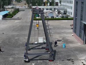 Grúa Compacta, Eficiente y Resistente con Ruedas, 360 °   Plataforma Giratoria Hidráulica, Equipo Móvil de Construcción - Product Image 6