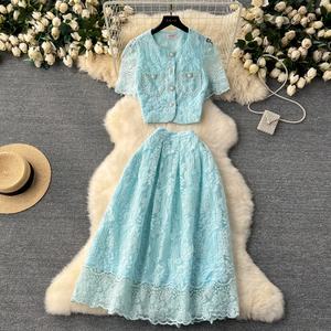 ชุดสองชิ้นลูกไม้หรูหราสำหรับผู้หญิงเสื้อเบลาส์คอกลมกระดุมแถวเดียวแขนทรงบานกระโปรงเอวสูง - Product Image 4