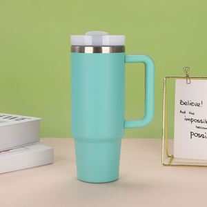 Gobelet isotherme de voyage 30oz H2.0 avec poignée, couvercle, paille et base antidérapante, OEM ODM, couleur personnalisée - Product Image 1