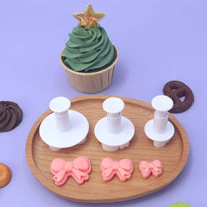 Nouveau moule créatif en forme de nœud <span class=keywords><strong>papillon</strong></span> de dessin animé pour la pâtisserie printanière, moule à biscuits 3D, <span class=keywords><strong>emporte</strong></span>-pièce, moule à gâteau, fournitures de cuisine - Product Image 3