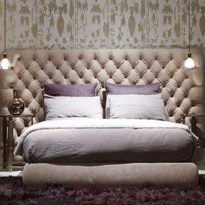 Cama matrimonial acolchada de espuma de madera maciza de diseño italiano, cama king size con cabecero tapizado - Product Image 4