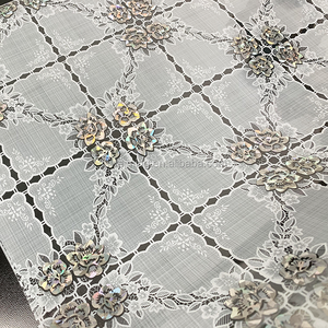 <span class=keywords><strong>Tovaglia</strong></span> decorativa in <span class=keywords><strong>PVC</strong></span> impermeabile con fiori bianchi - Product Image 4