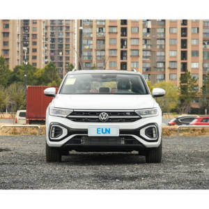 Voiture à Essence T-ROC 5 Places Puissante et Confortable à Conduire T-ROC 2025 300TSI PRO FWD 1.5T Édition StarLight Volkswagen - Product Image 2