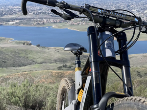 Barra Luminosa a LED <span class=keywords><strong>Faro</strong></span> Sottile 8D <span class=keywords><strong>da</strong></span> 30 Pollici 12V 24V per E-Bike Dirt Bike Atv Utv Rzr - Product Image 2