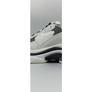 Calzado deportivo de moda al por mayor para hombre, zapatillas blancas de suela gruesa a la moda, calzado informal para exteriores - Product Image 2