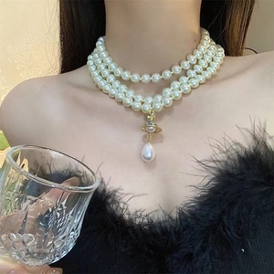Collar con Colgante de Aleación de Perlas de Tres Capas con Diseño de Gotas de Agua, Saturno y OVNI, Chapado en Oro, Estilo Vivian West Dowager, Multicapa, para Madrina - Product Image 6