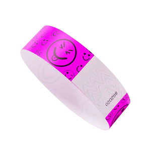 Cinturino da polso luminoso fluorescente per bambini stampa evento promozionale in plastica per divertimento in vinile con Logo monouso personalizzato braccialetto da concerto - Product Image 5
