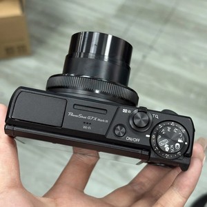 Cámara Digital HFT Profesional G7X Mark III de 20.2MP 4K con Zoom 4.2x Negra al por Mayor - Product Image 4