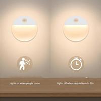 Lampu samping tempat tidur induksi dioperasikan baterai AAA lampu induksi dinding induktif bundar lampu malam