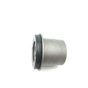Buje de brazo de control de piezas de automóvil 8971846991 8-97184699-1 para ISUZU 4JB1 NKR5 NPR 700P - Product Image 2