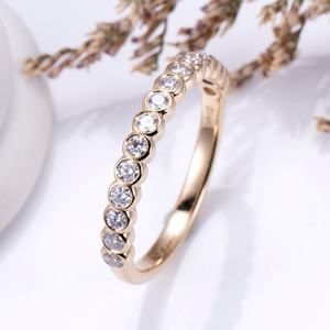 Anillo de Moissanita de 2 mm en Oro Amarillo de 14K, Modelo MSR-1043 de Messi Jewelry, para Regalo - Product Image 3