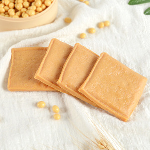 Modèle de tofu simulé en PVC, aliments au tofu amusants et créatifs, accessoire de présentation alimentaire pour restaurants de fondue chinoise. - Product Image 4