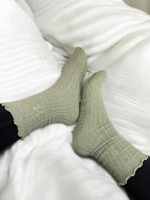 Chaussettes de yoga antidérapantes douces et luxueuses, chaussettes de Pilates à volants, taille unique, 100% coton, chaussettes confortables pour tous les jours