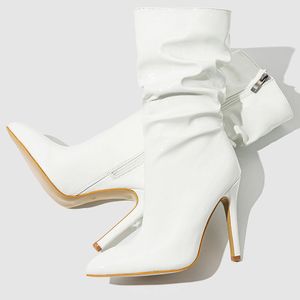 Botines de Cuero Patentado Brillante para Mujer, Venta al por Mayor en China, Punta Puntiaguda, Tacón Fino 2024, Botas de Cuero para Dama - Product Image 5