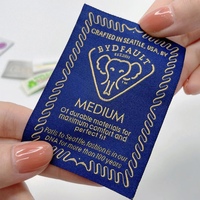 Étiquettes d'accessoires de logo personnalisé étiquettes en satin tissées de logo de marque cousues sur des étiquettes tissées damassées pour vêtements