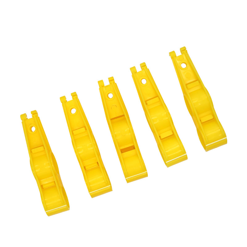 hanging clips for poultry drinkers