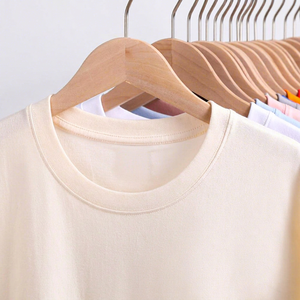 Camiseta de Cuello Redondo Premium Transpirable, Lisa, Duradera, Cómoda para Uso Diario, de Algodón, Tela Súper Suave, Camisetas para Hombre - Product Image 1