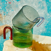 Tasse à café colorée en verre borosilicaté faite à la main à usage domestique de conception amusante décorative