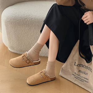 Nouvelle tendance : Chaussons pour femmes en PVC, chaussons d'extérieur, chaussons en peluche, chaussons mode, chaussons d'intérieur de haute qualité - Product Image 3