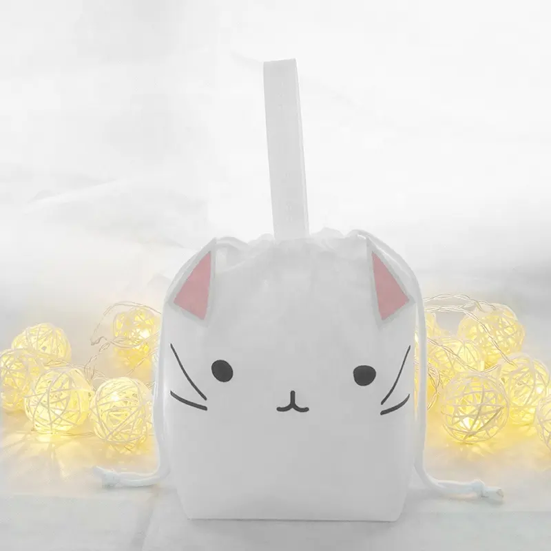 White Kitty North Korea Christmas Drawstring Gift Bag Customized Animal Packaging Bag