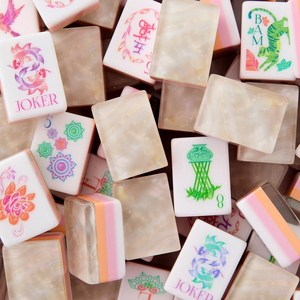 ชุดไพ่นกกระจอกมุก มิสมะจอง พร้อมอะคริลิกลายริ้วสีชมพูมุก สำหรับ 4 ผู้เล่น เป็นมิตรกับสิ่งแวดล้อม เกมไพ่นกกระจอกแบบอเมริกันสำหรับค่ำคืนแห่งการเล่นเกม - Product Image 2