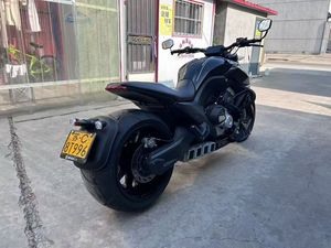 Motocicleta de Alto Rendimiento Ben Da Liang 700 con Cuatro Cilindros, Motor Potente y Sonido Agradable - Product Image 3