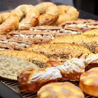 Équipement complet de boulangerie Machine commerciale électrique automatique Four de cuisson du pain pour restaurant