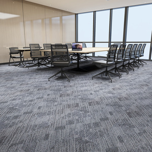 Dalles de moquette carrées adhésives en PP épais amovibles à prix abordable pour bureaux, 33*100, en vente - Product Image 1
