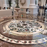 Mosaïque de carrelage en pierre pour sol, design moderne en marbre de haute qualité, avec incrustation en laiton et découpe au jet d'eau, prix bas